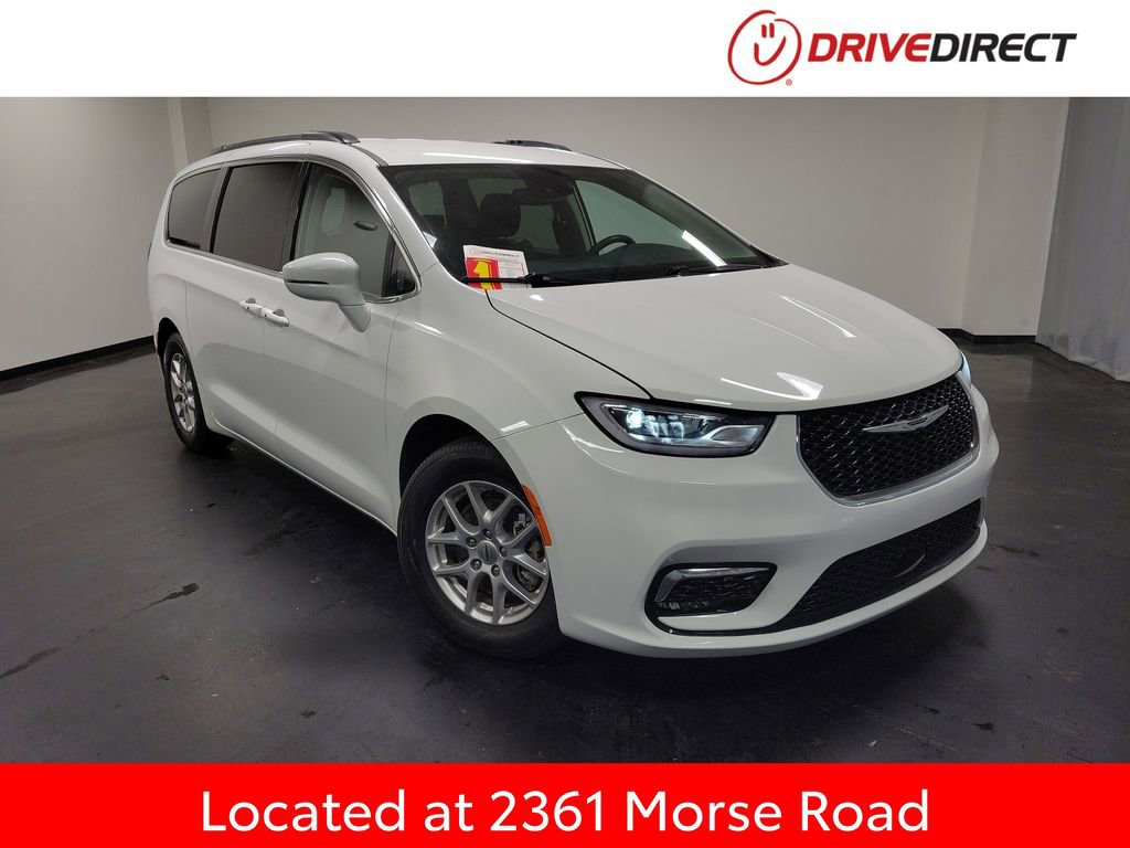 Used 2022 Chrysler Pacifica Touring-L