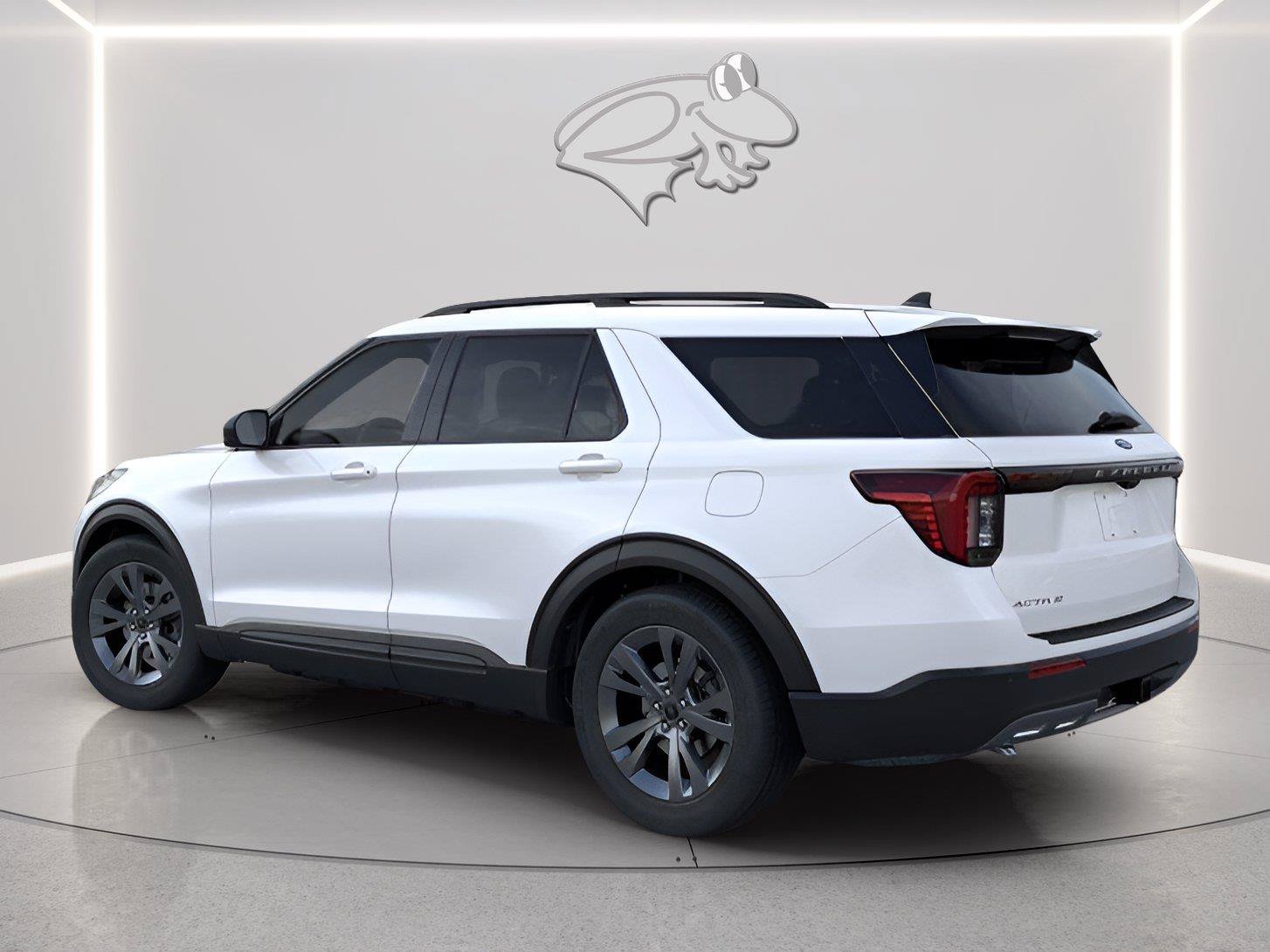 New 2026 Ford Explorer Active w/ Active Comfort Package AWD/4WD image 4