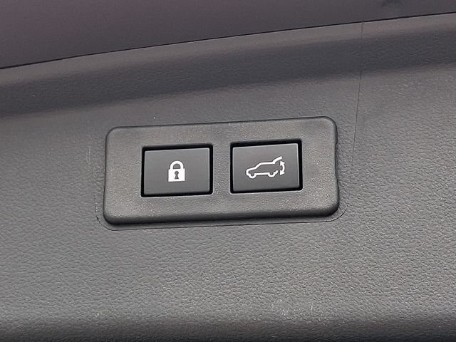 Certified 2025 Subaru Outback Touring AWD/4WD image 32