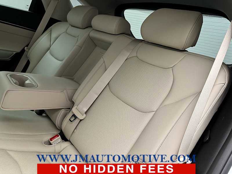 Used 2024 Genesis GV70 2.5T w/ Select Package image 16