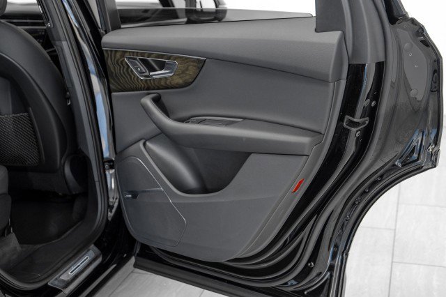 Used 2020 Audi Q7 2.0T Premium Plus w/ Premium Plus Package image 43