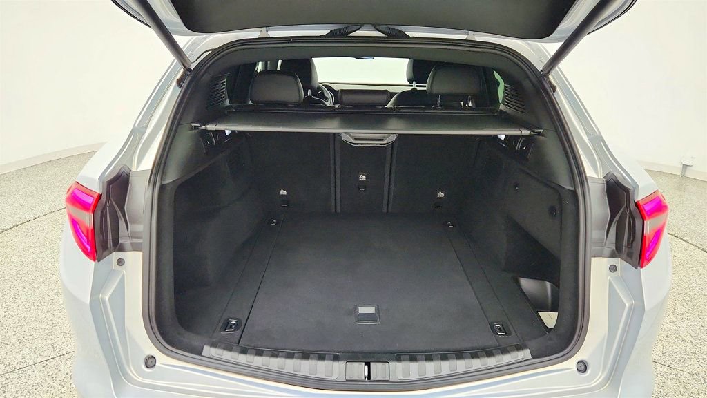 Used 2022 Alfa Romeo Stelvio Ti AWD/4WD image 22