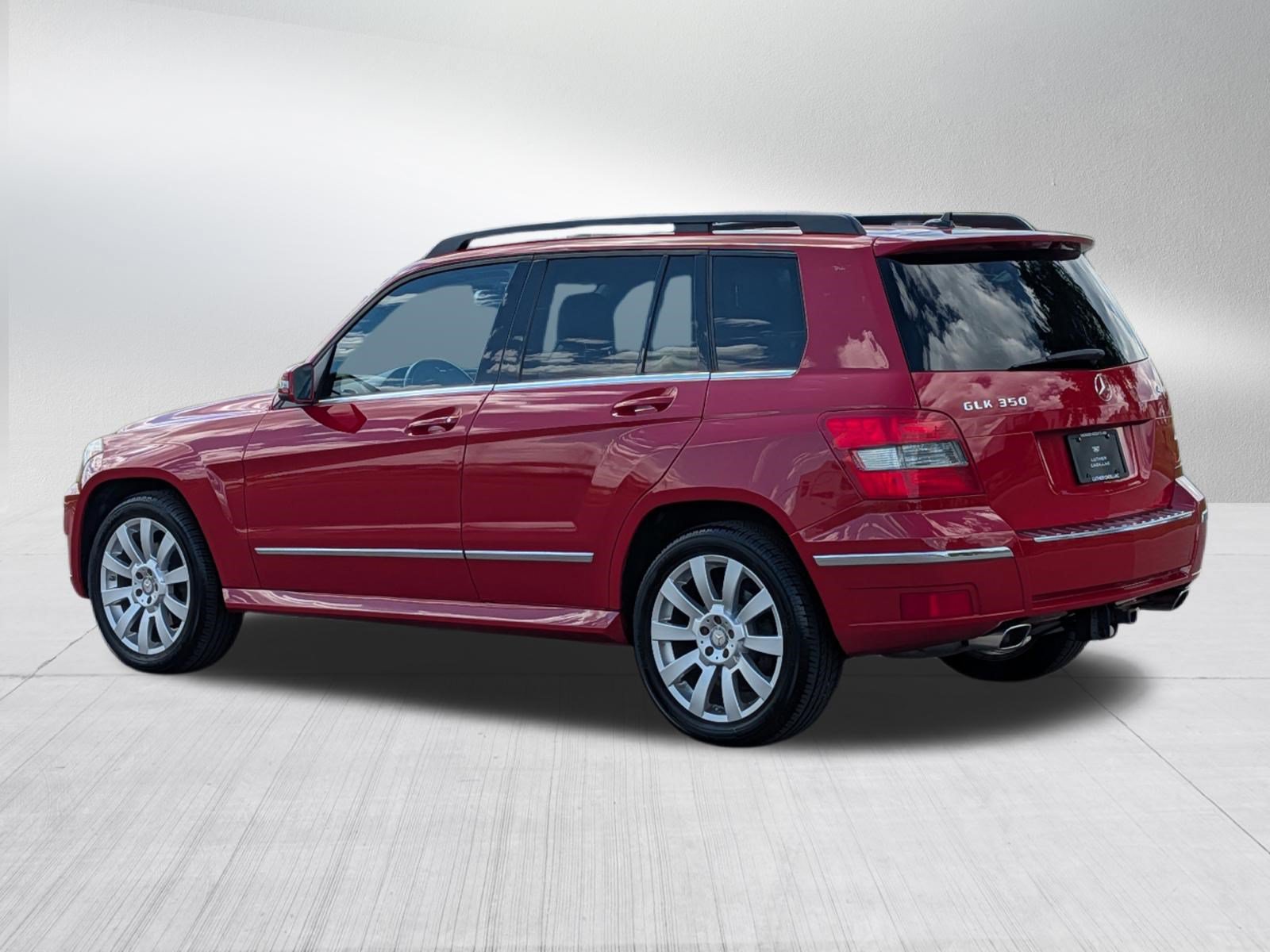 Used 2010 Mercedes-Benz GLK 350 4MATIC image 4