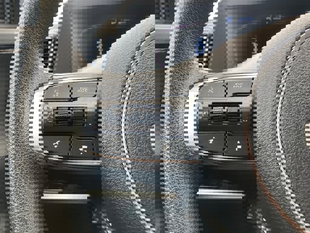 Used 2024 Kia Sportage LX image 13