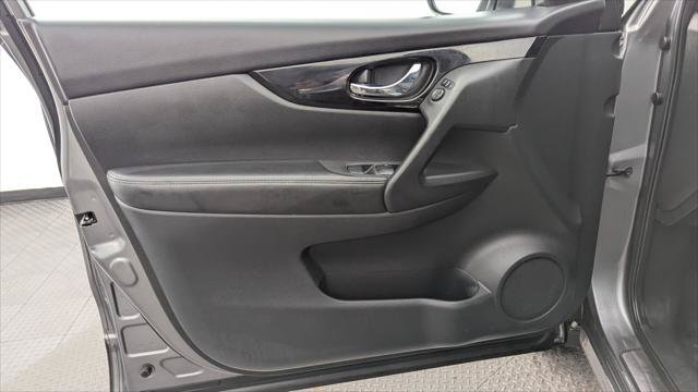 Used 2019 Nissan Rogue Sport SV FWD image 13