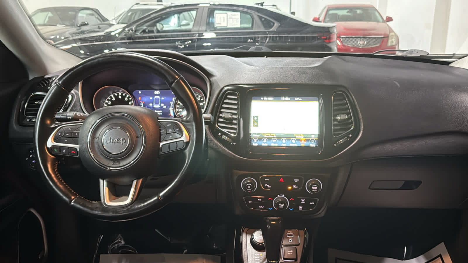 Used 2018 Jeep Compass Limited w/ Navigation Group AWD/4WD image 29