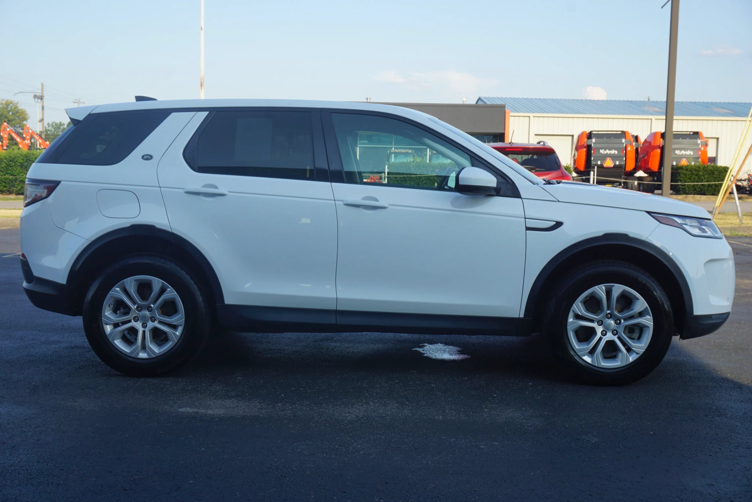 Used 2020 Land Rover Discovery Sport AWD/4WD image 4