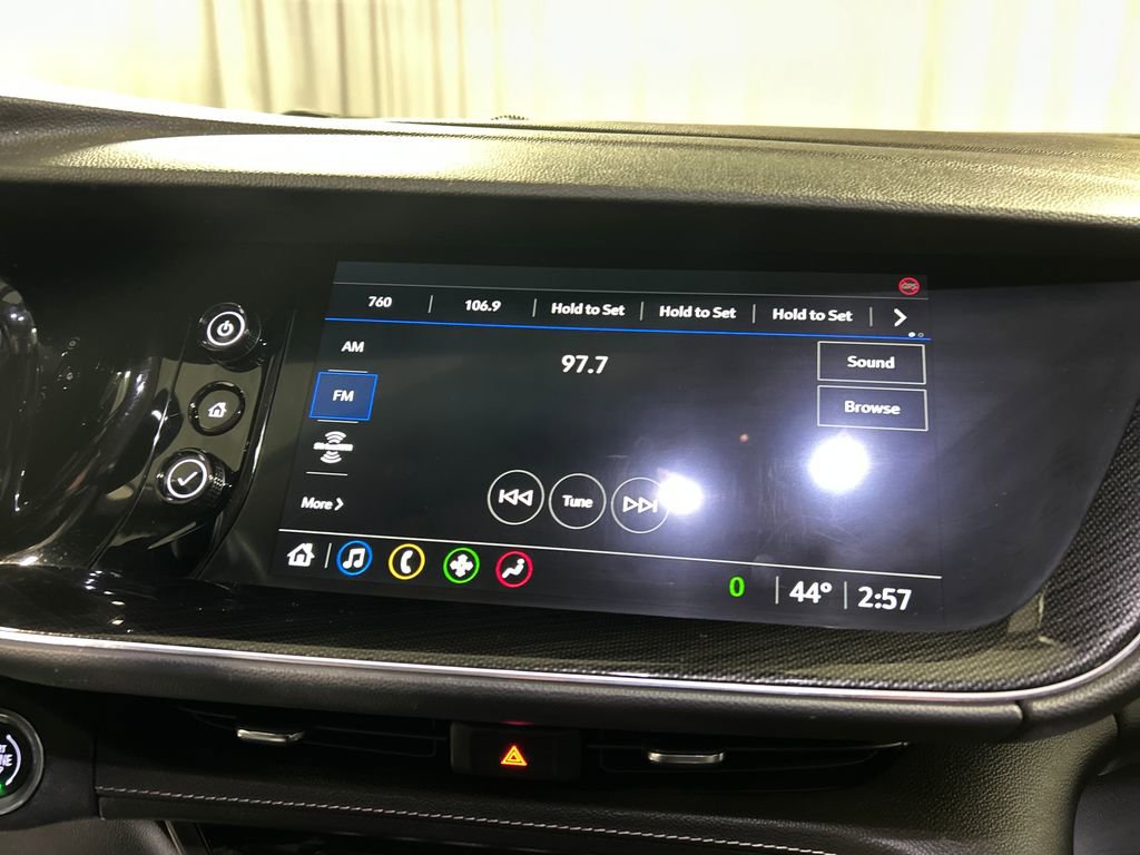 Used 2022 Buick Envision Preferred image 17