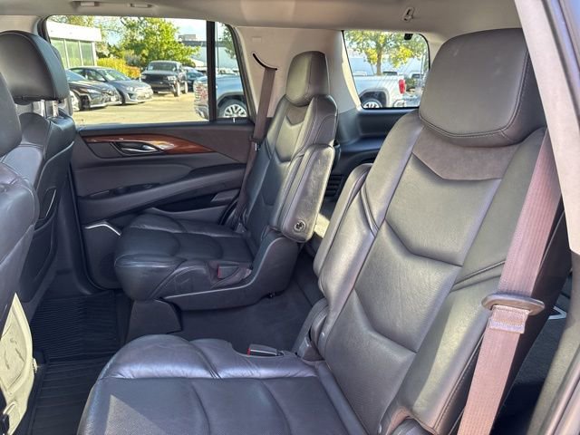 Used 2019 Cadillac Escalade Premium Luxury image 23