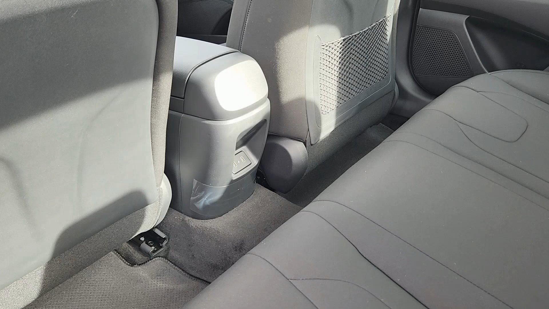 New 2026 Hyundai Elantra SEL Sport Premium image 17