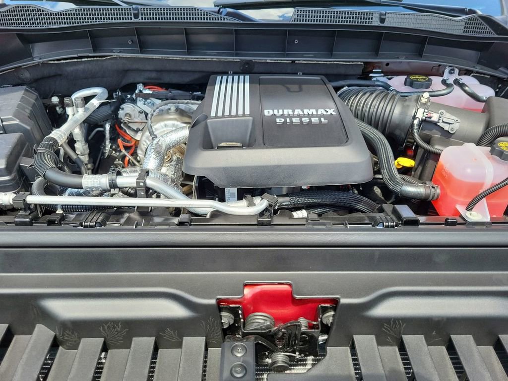 New 2026 GMC Sierra 1500 SLT image 17