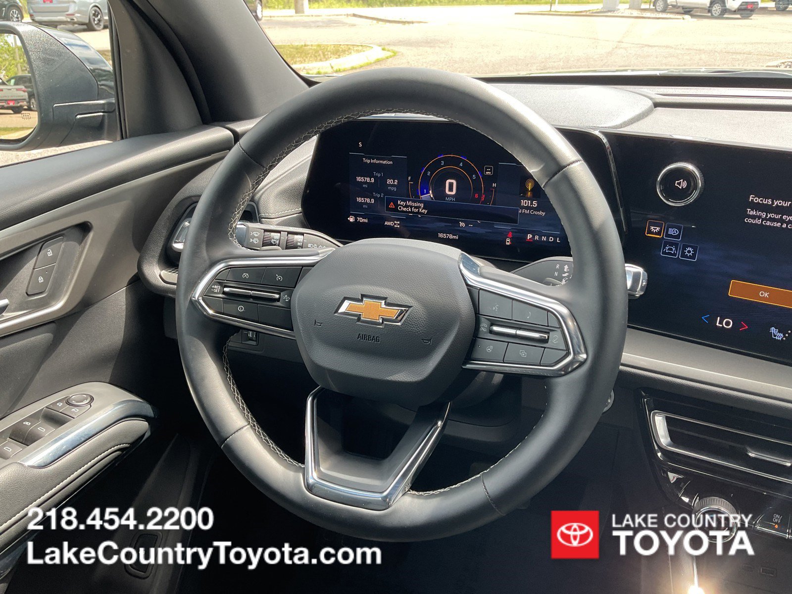 Used 2026 Chevrolet Traverse LT AWD/4WD image 17