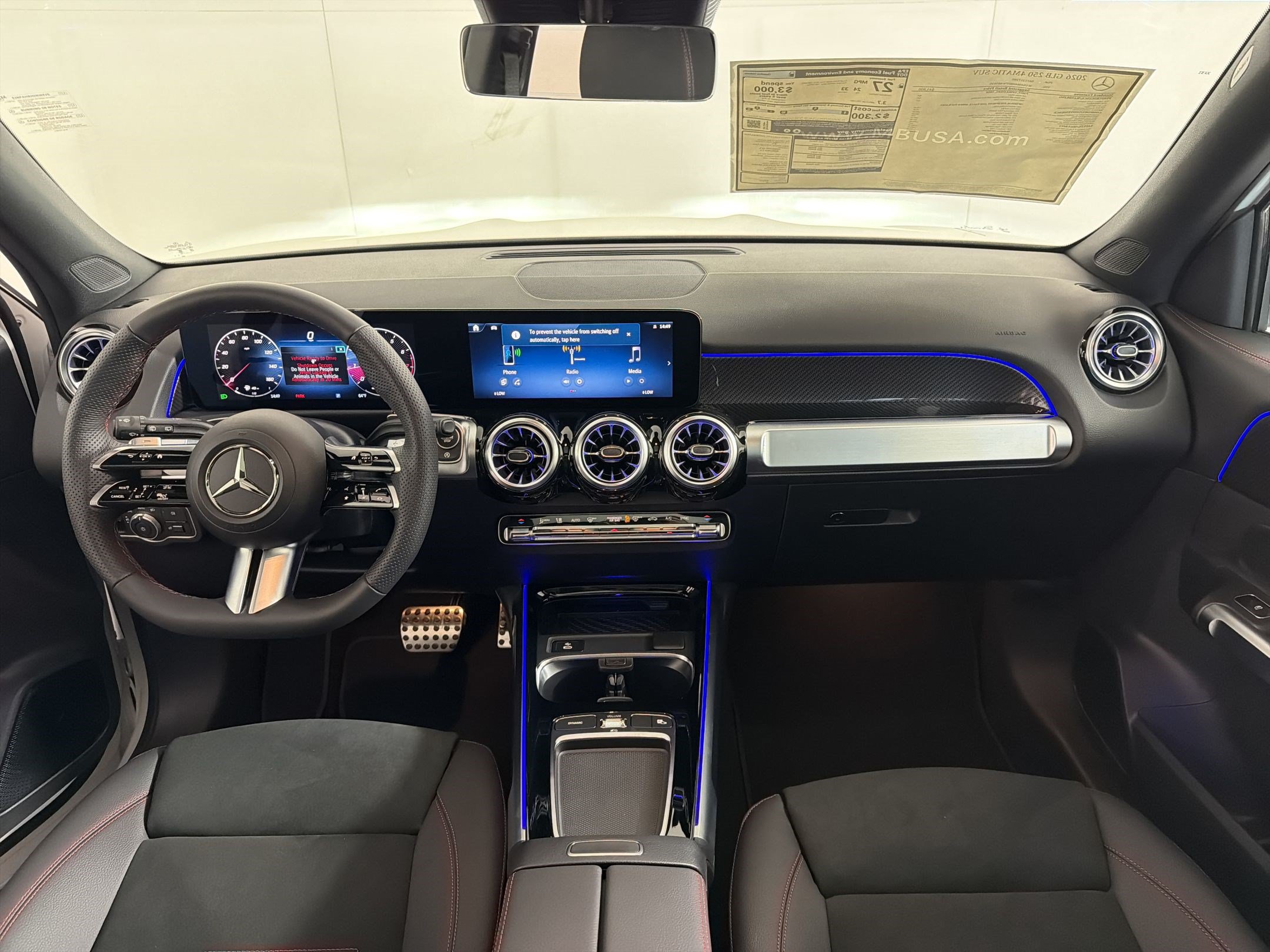 Used 2026 Mercedes-Benz GLB 250 4MATIC image 17