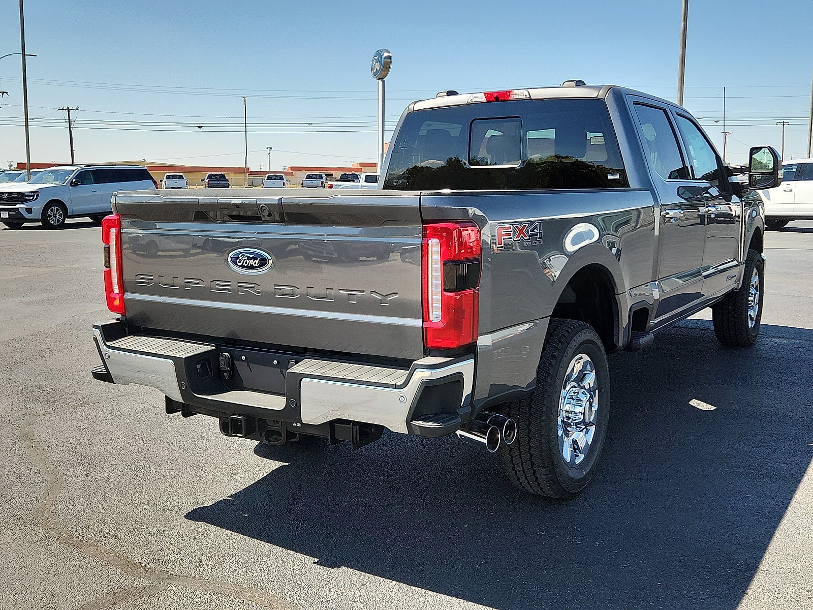 New 2026 Ford F250 4x4 Crew Cab Super Duty image 4