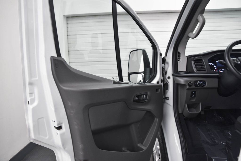 Used 2023 Ford Transit 350 XLT image 11