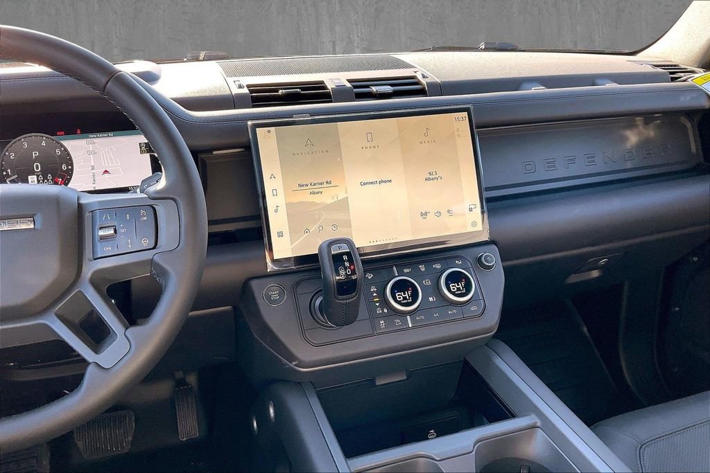 New 2026 Land Rover Defender 130 X-Dynamic SE image 6