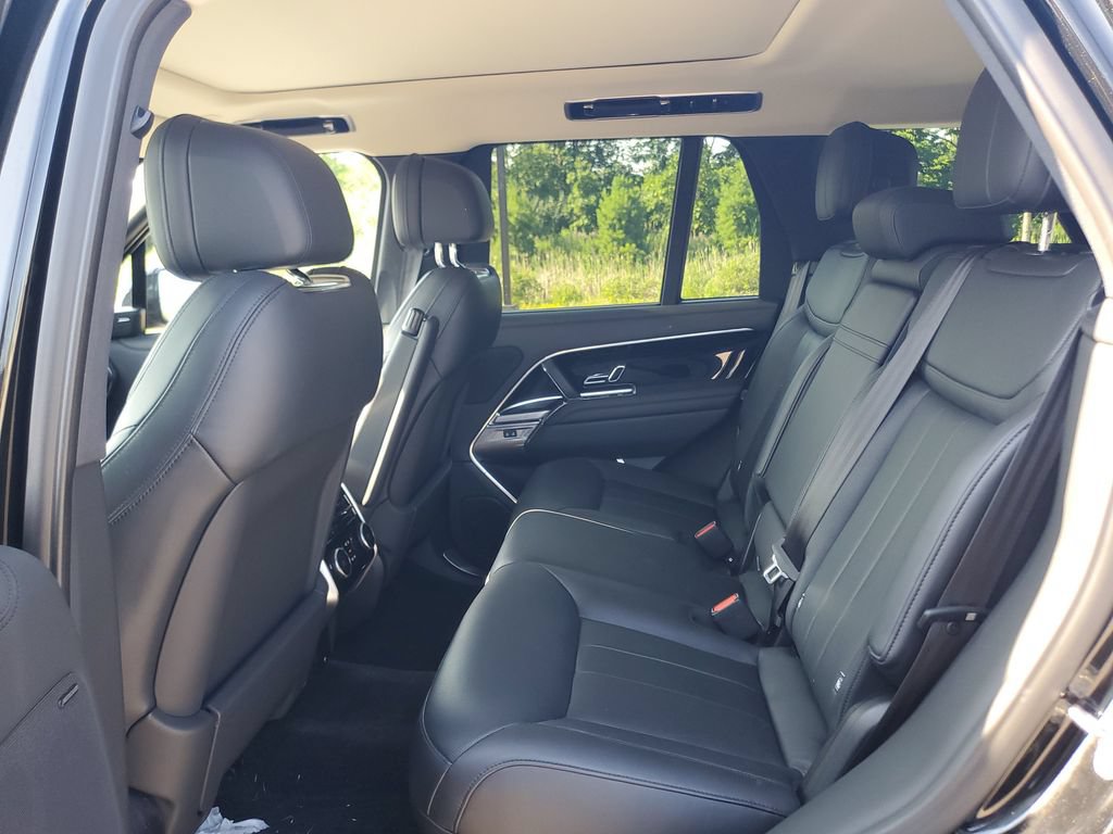 Used 2023 Land Rover Range Rover SE AWD/4WD image 27