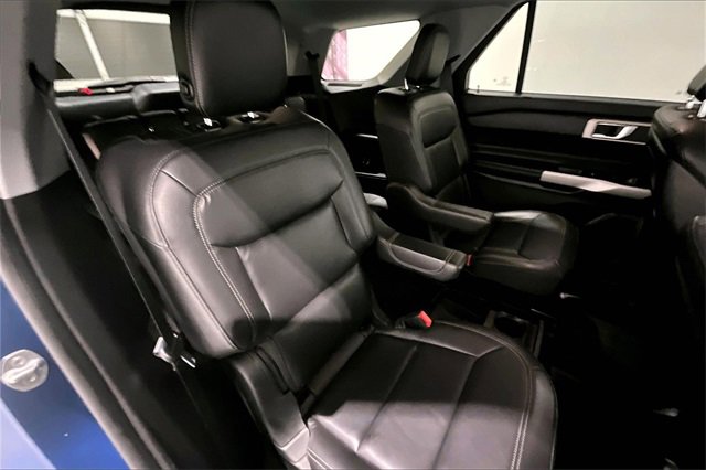 Used 2020 Ford Explorer XLT w/ Equipment Group 202A image 25