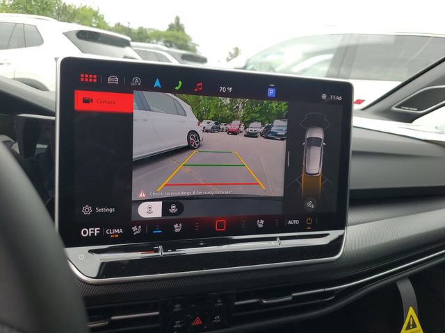 New 2026 Volkswagen GTI SE FWD image 23