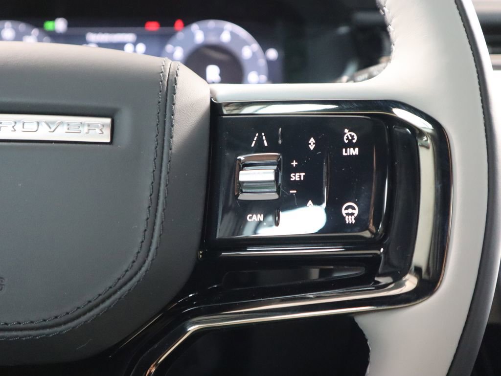 New 2026 Land Rover Range Rover Velar Dynamic SE image 12