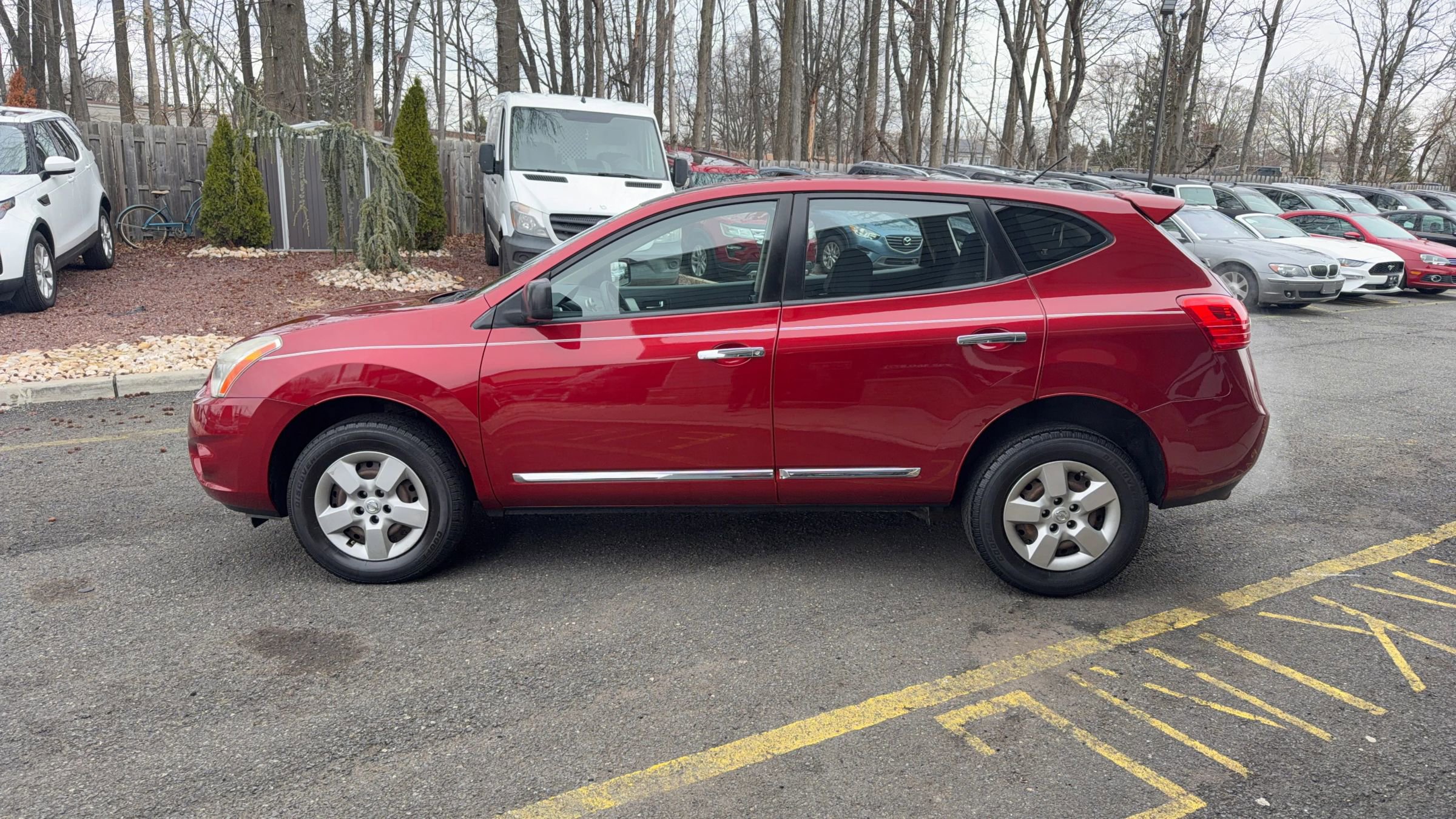 Used 2011 Nissan Rogue S image 8