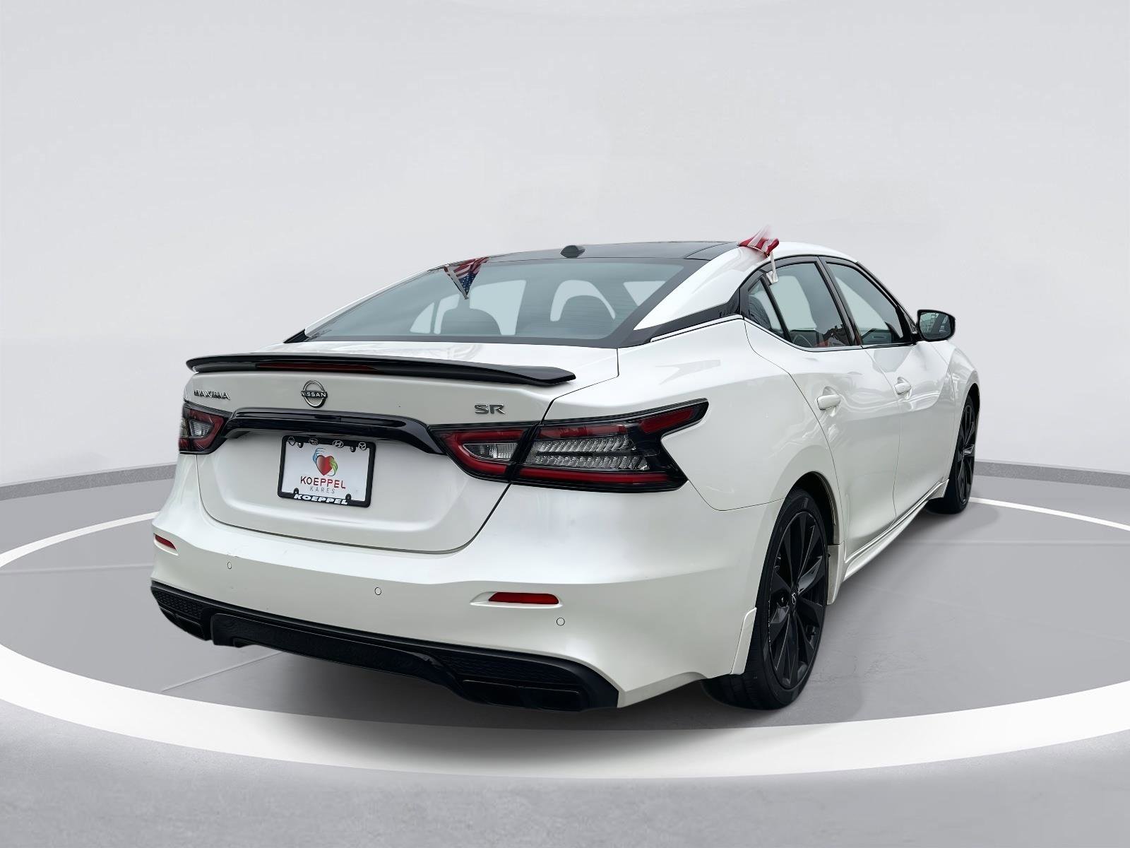 Used 2023 Nissan Maxima SR w/ Sport Mat Group image 6