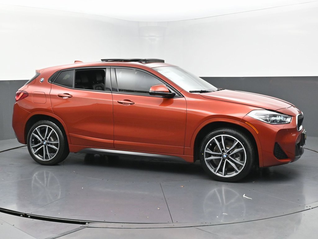 Used 2022 BMW X2 xDrive28i image 5