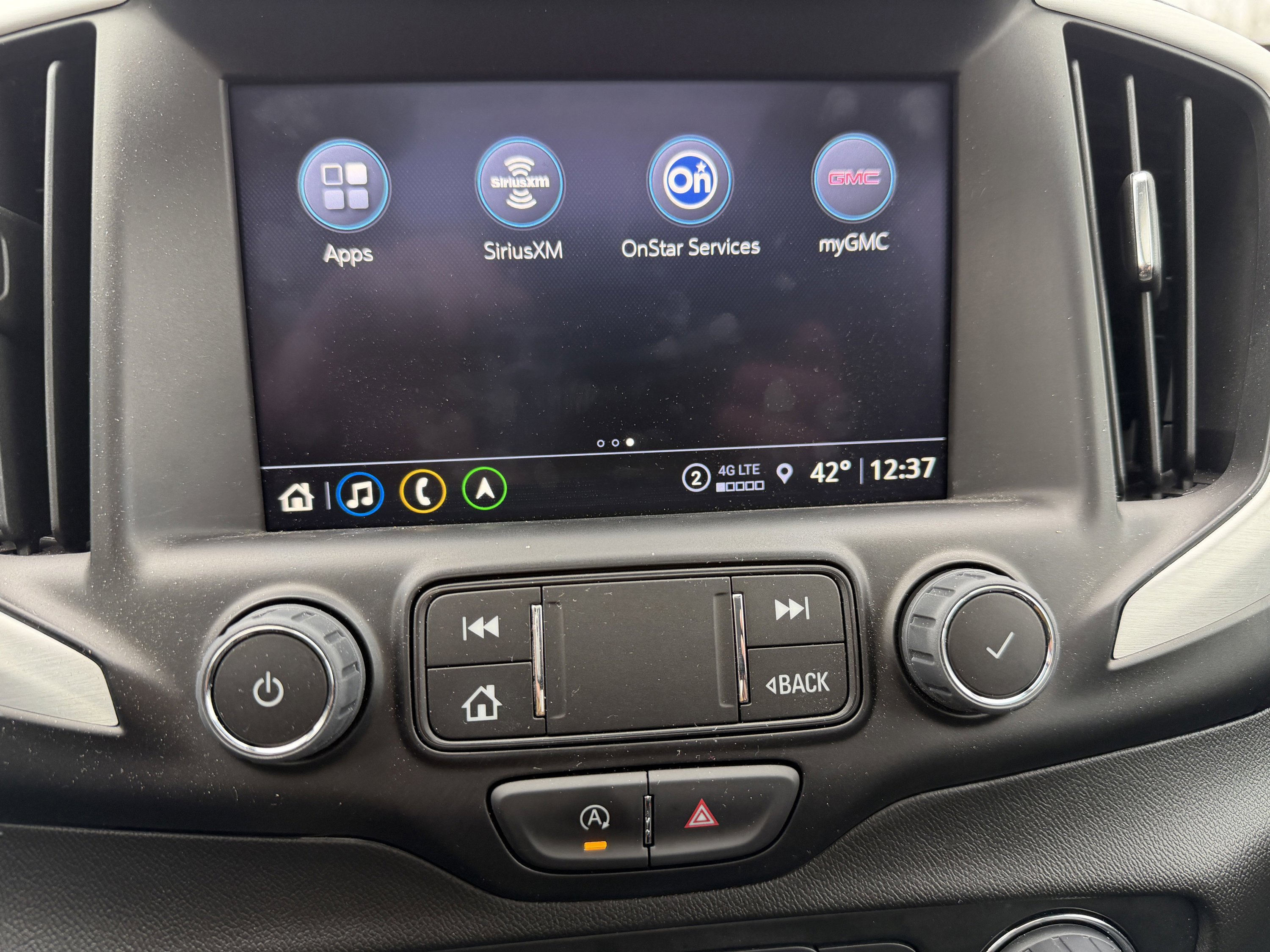 Used 2024 GMC Terrain SLT w/ Infotainment Package II AWD/4WD image 27