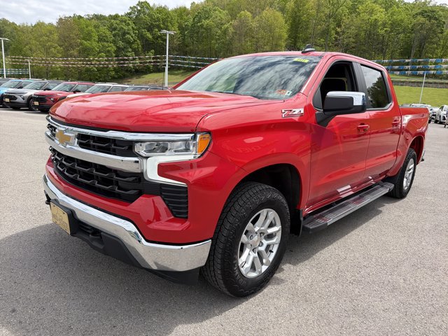 Used 2025 Chevrolet Silverado 1500 LT w/ Z71 Off-Road Package AWD/4WD image 10