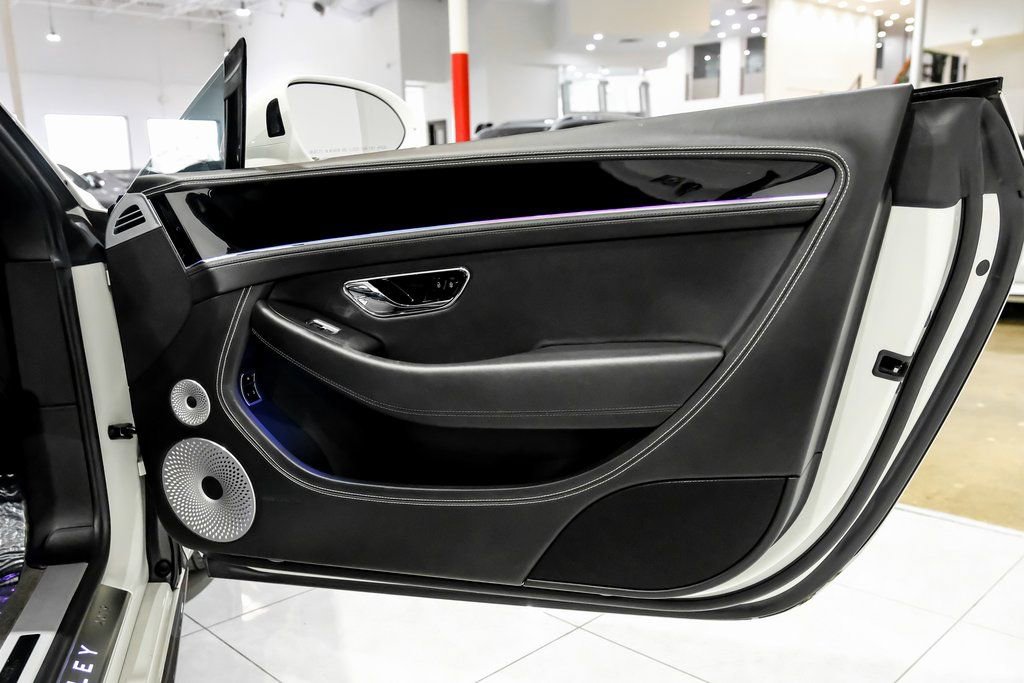 Used 2020 Bentley Continental GT image 48