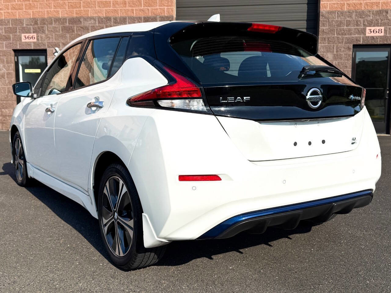 Used 2020 Nissan Leaf SL Plus FWD image 8
