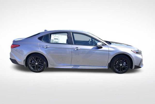 New 2026 Toyota Camry SE image 3