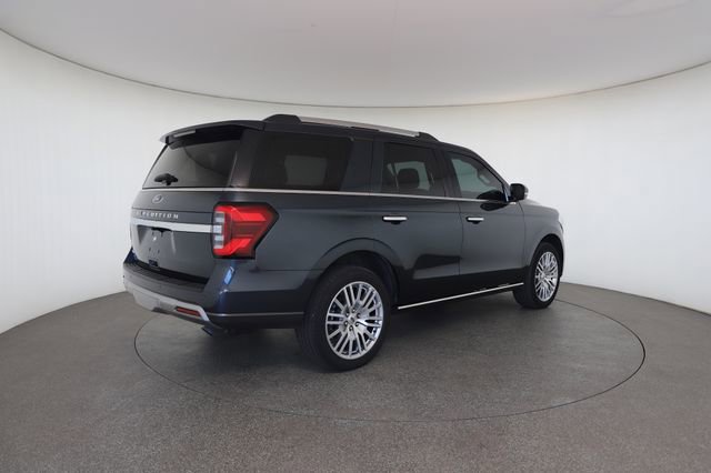 Used 2024 Ford Expedition Limited AWD/4WD image 19