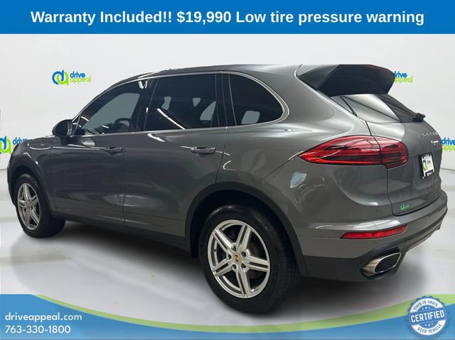 Used 2016 Porsche Cayenne image 8