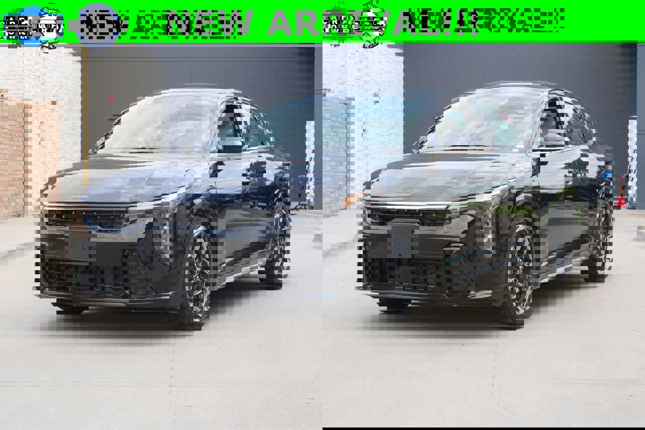 Used 2025 Kia K4 GT-Line w/ GT-Line Premium Package image 1