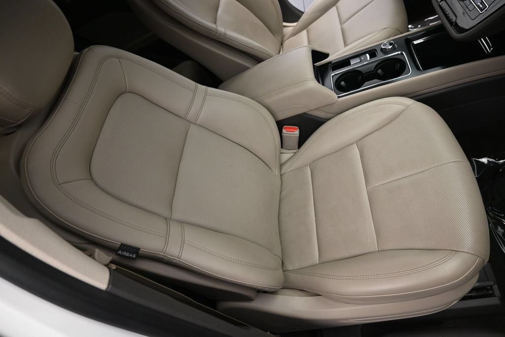 Used 2020 Lincoln Corsair AWD w/ Equipment Group 101A image 19
