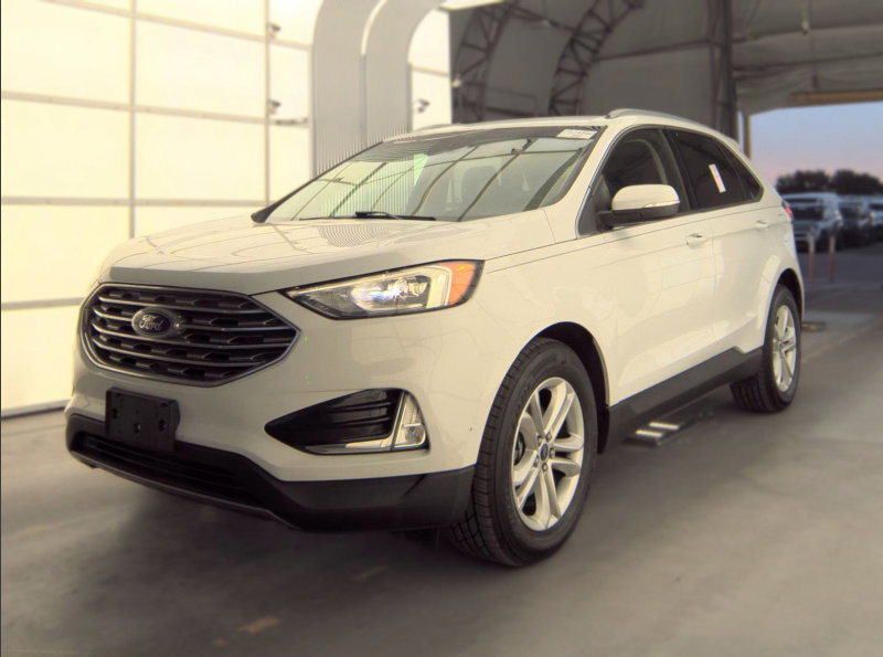 Used 2020 Ford Edge SEL FWD image 3