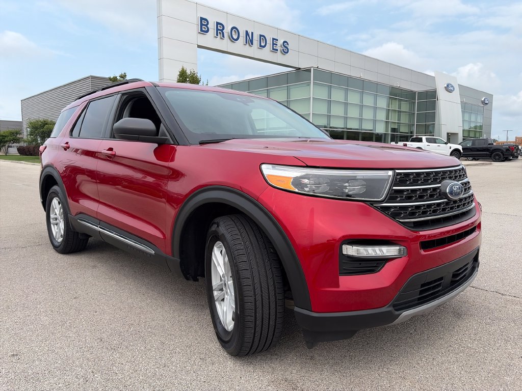 Used 2024 Ford Explorer XLT w/ Equipment Group 202A