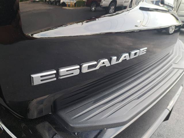 Certified 2023 Cadillac Escalade Premium Luxury w/ Performance Package AWD/4WD image 10