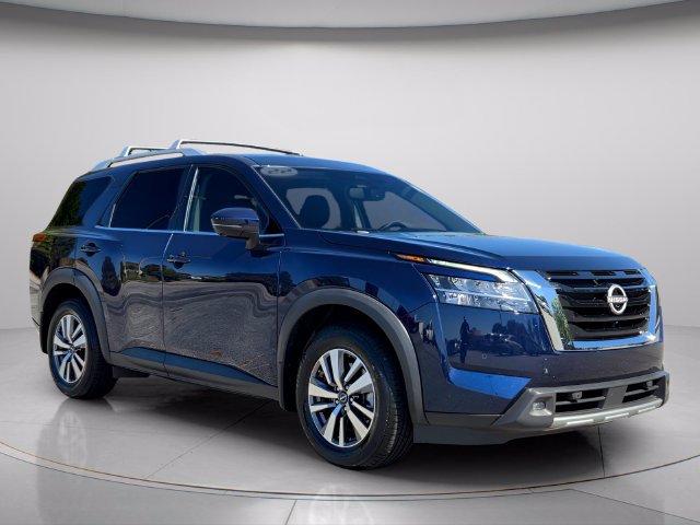 Used 2022 Nissan Pathfinder SL FWD image 9