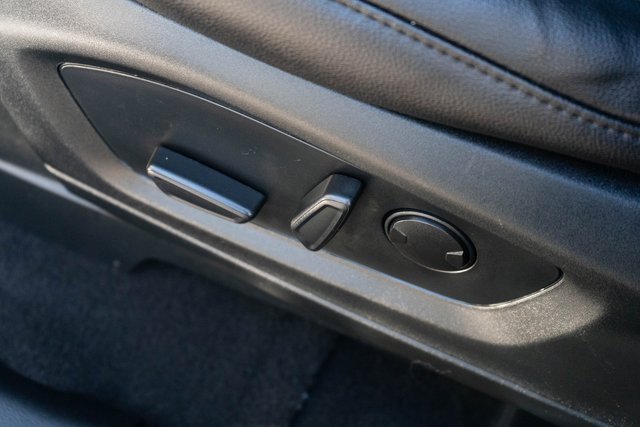 Used 2024 Ford Explorer Limited image 18