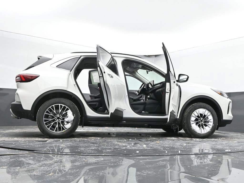 New 2026 Ford Escape Base w/ Class II Trailer Tow Package image 74