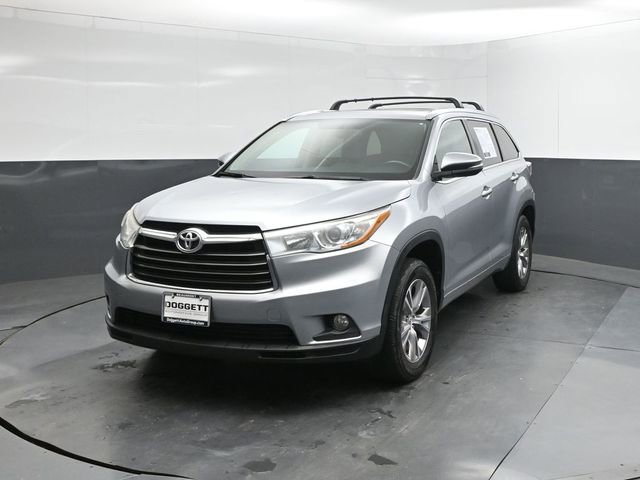 Used 2015 Toyota Highlander XLE image 30