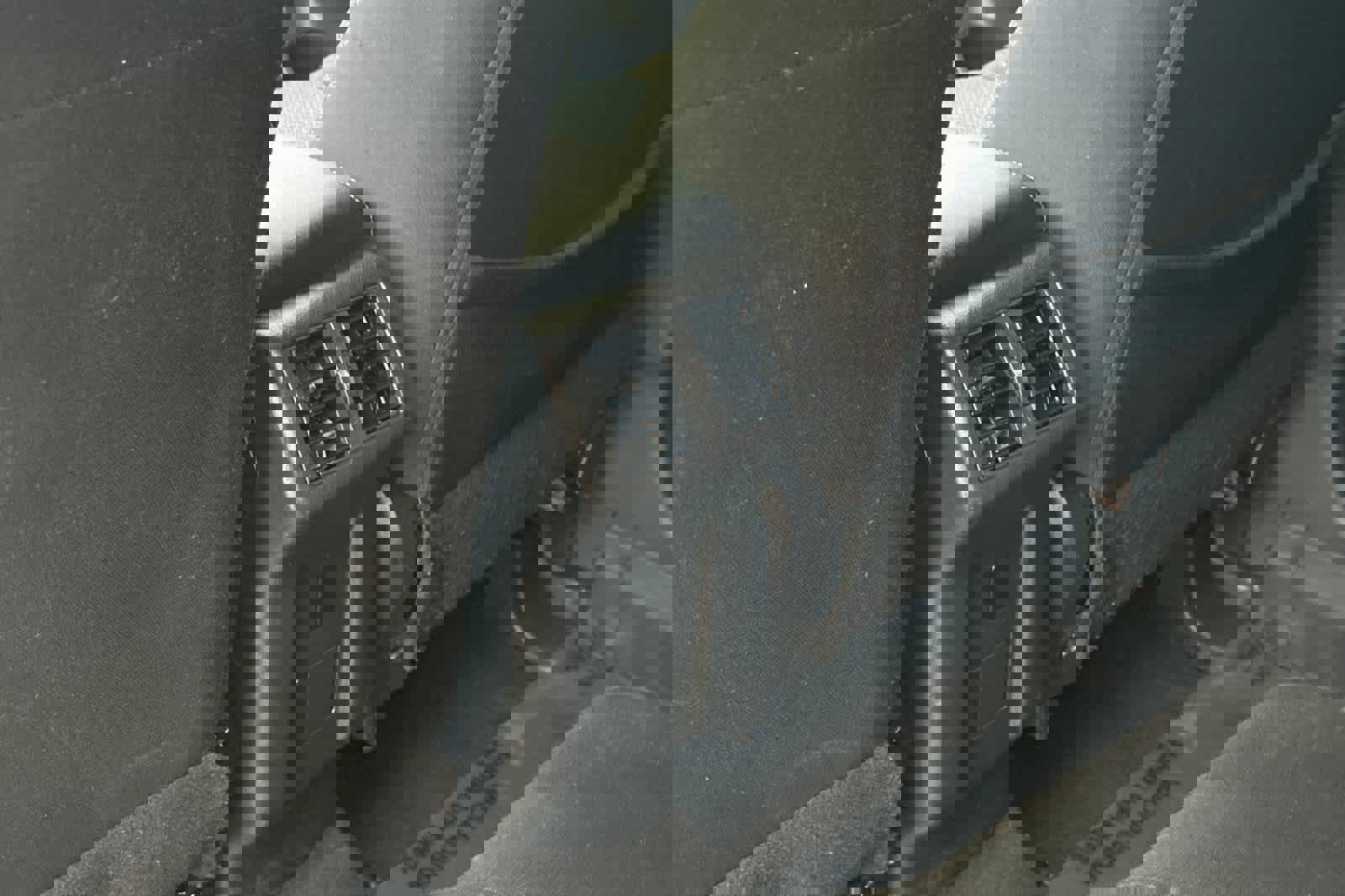 Used 2019 Mitsubishi Outlander ES image 14