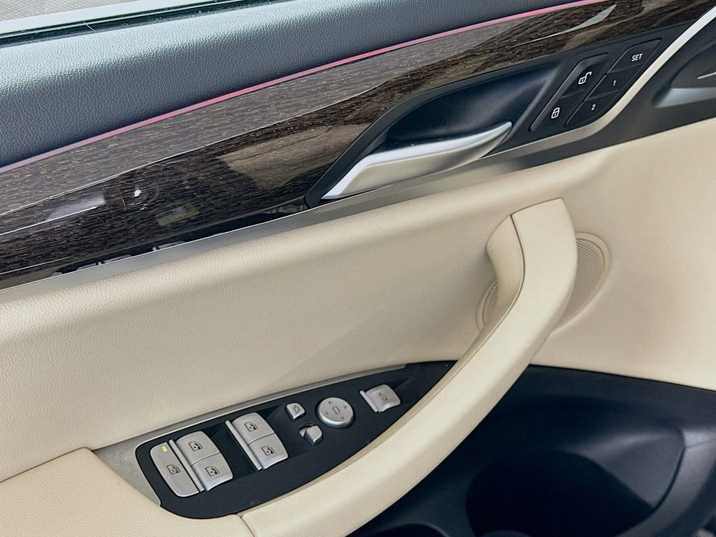 Certified 2023 BMW X3 xDrive30i w/ Convenience Package image 18