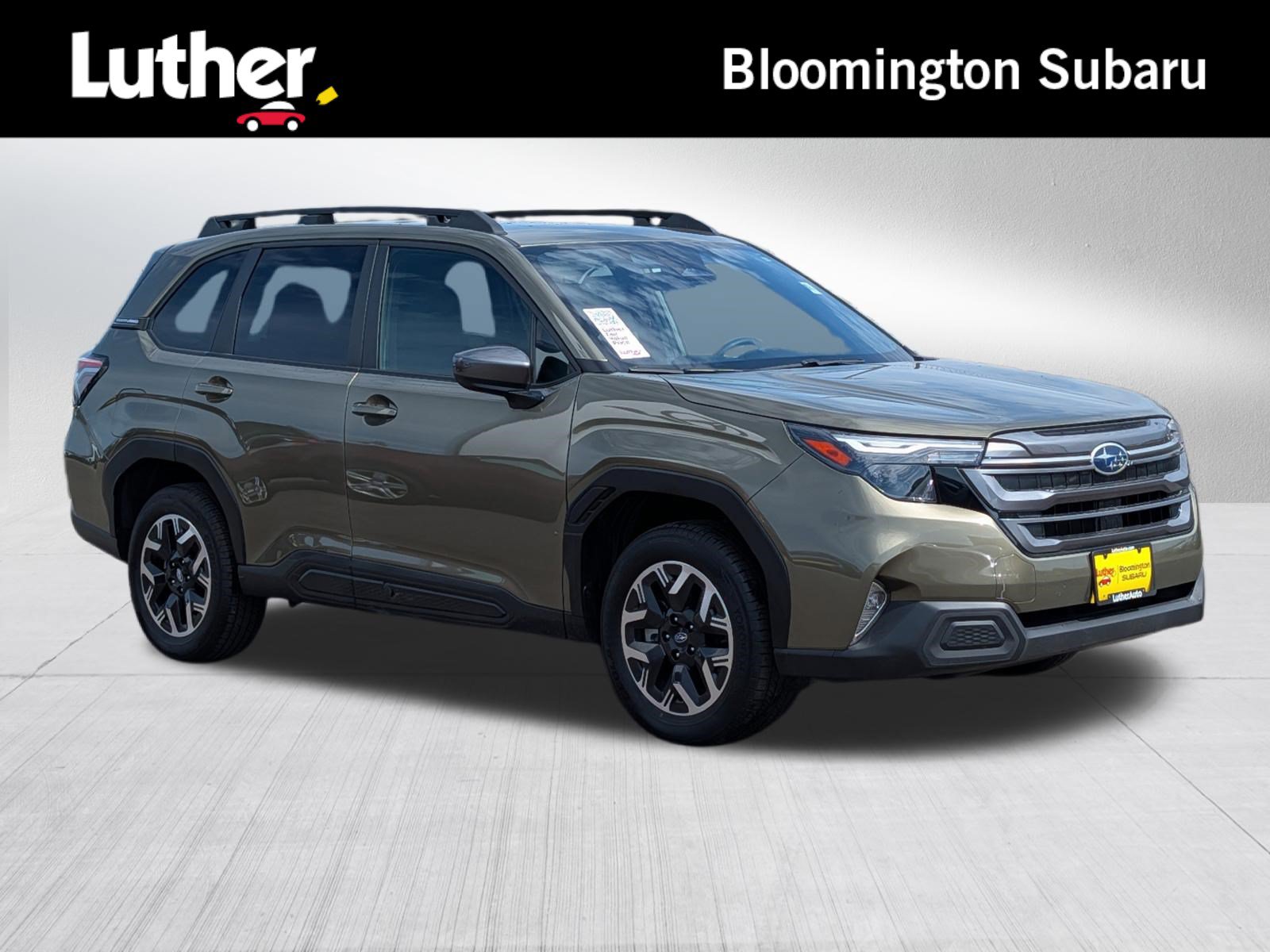 Used 2025 Subaru Forester Premium AWD/4WD image 1