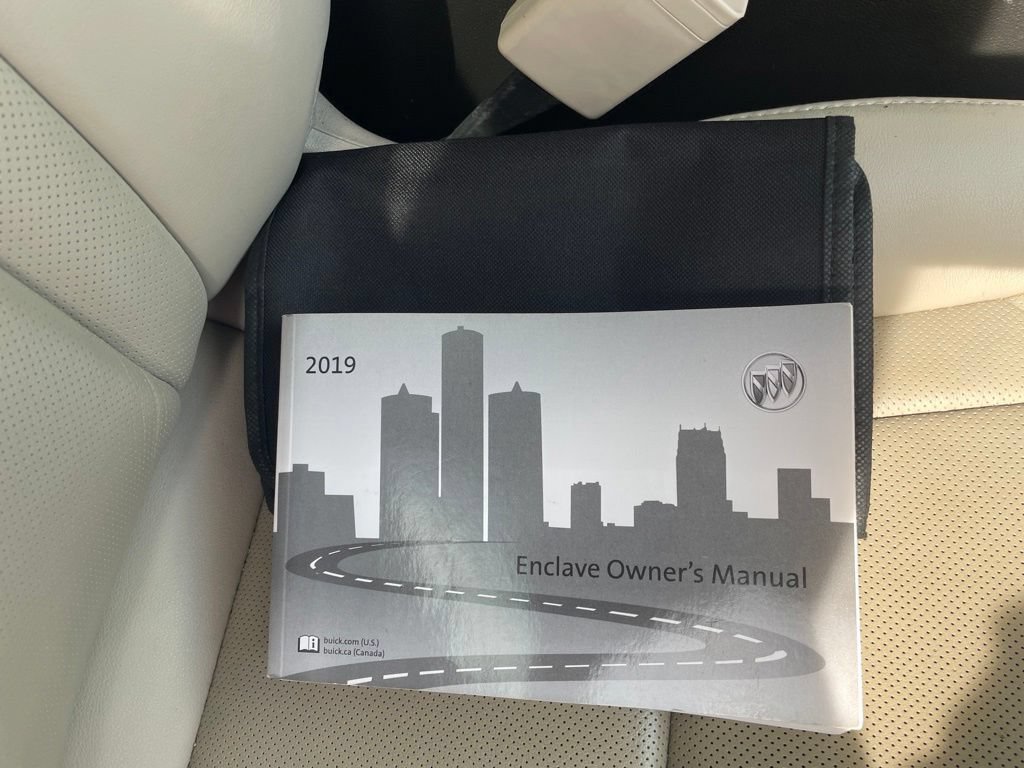 Used 2019 Buick Enclave Premium AWD/4WD image 45