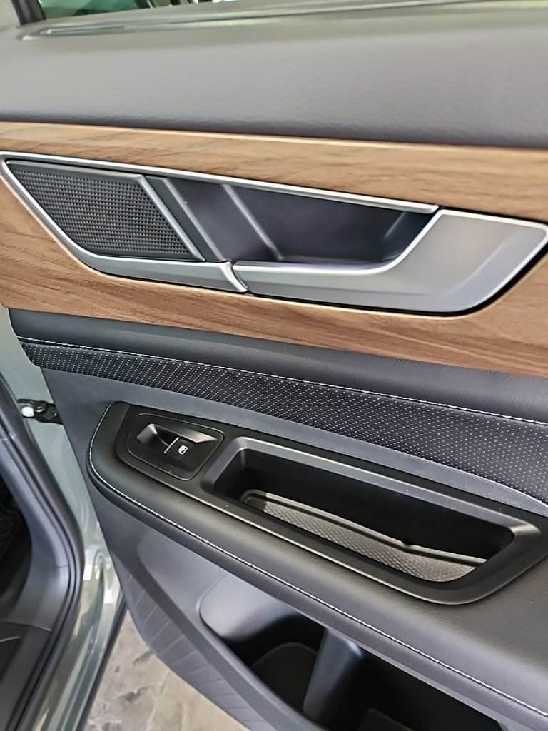 New 2026 Volkswagen Atlas SE image 16