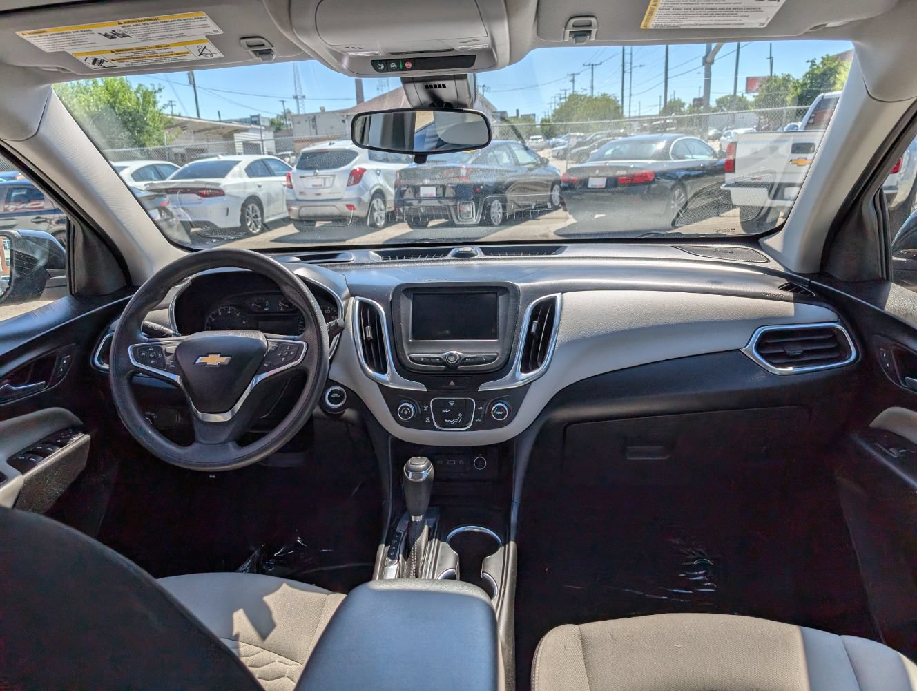 Used 2021 Chevrolet Equinox LS FWD image 14