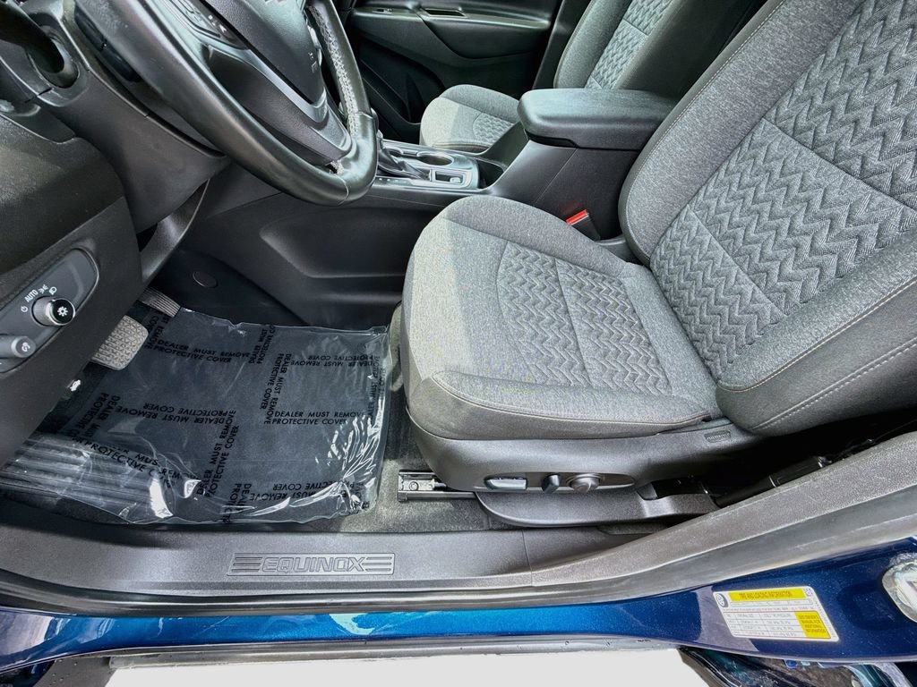 Used 2023 Chevrolet Equinox LT FWD image 18